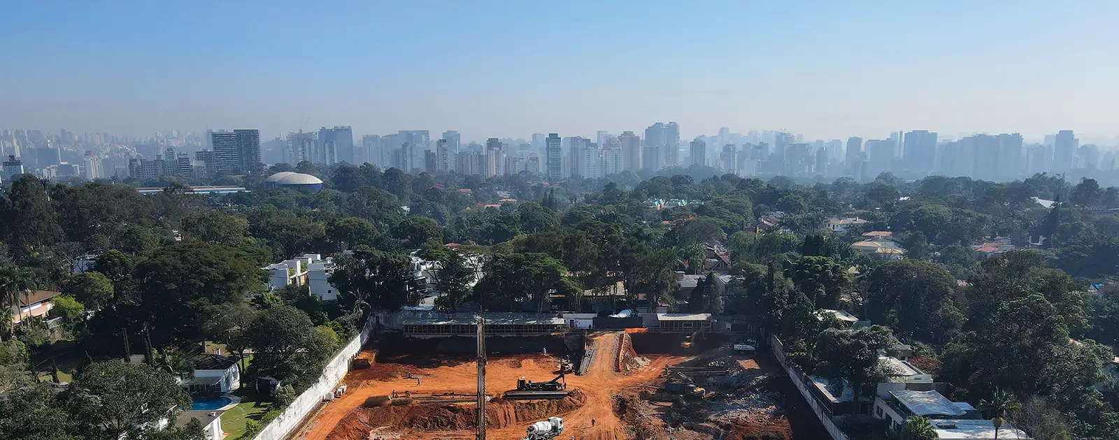Vista aérea da Chácara Flora com a área do Reserva do Alto I demarcada